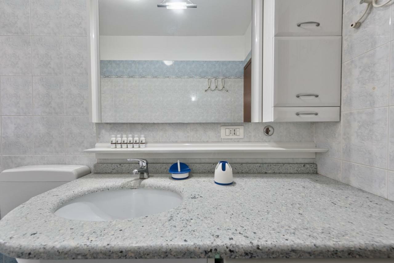 Fortino Roomy Apartment Torino Kültér fotó